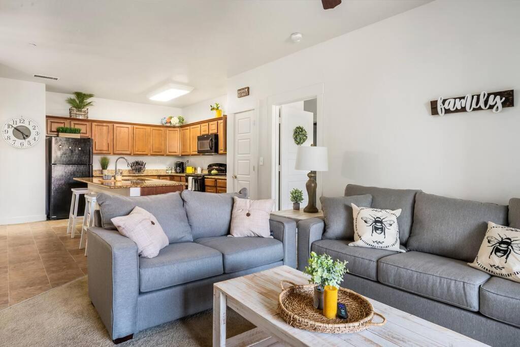 Bee Chic In Sojo W/Hot Tub+Gym+Local Ski Slopes South Jordan Buitenkant foto